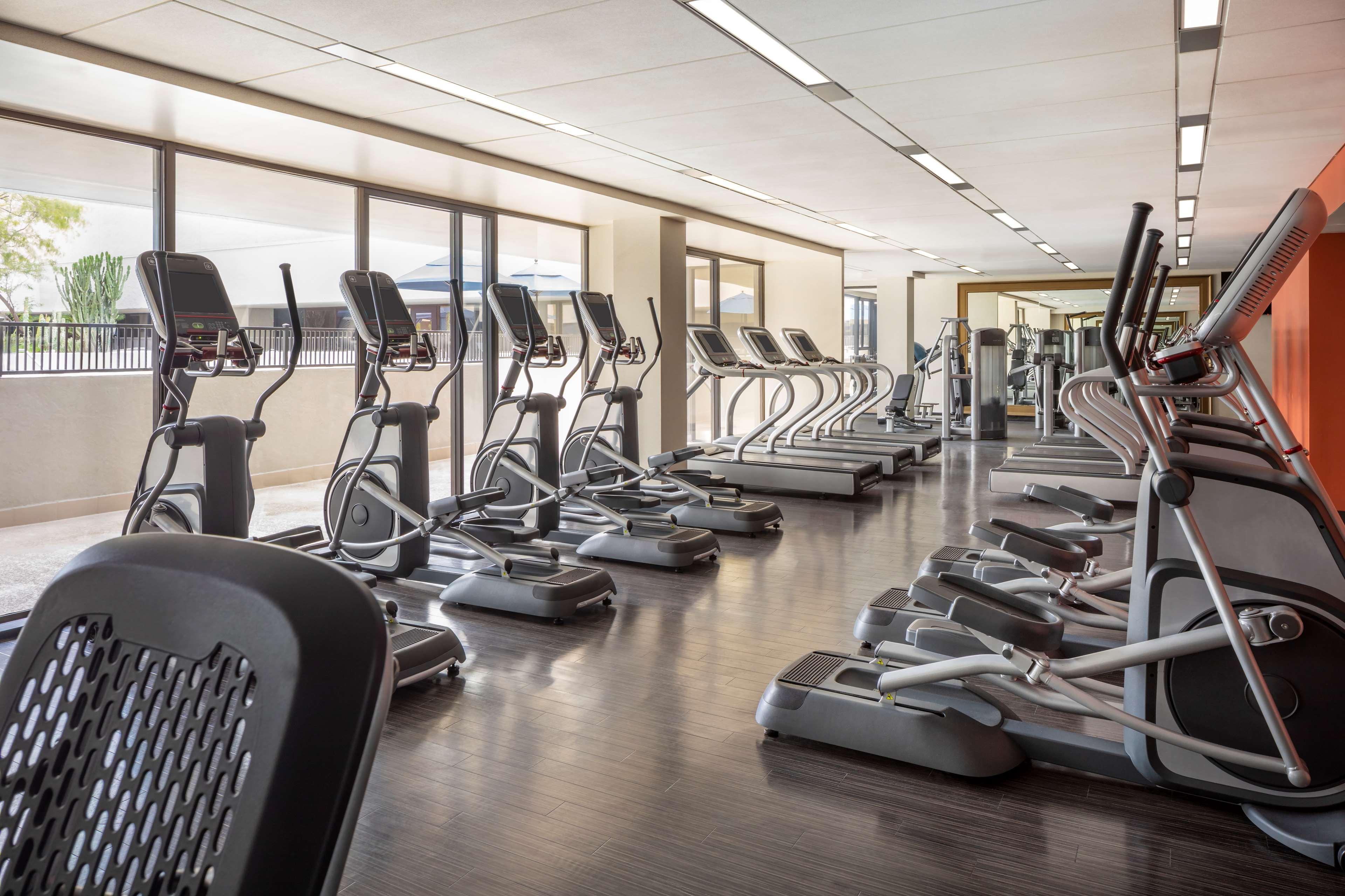 Hyatt Regency Phoenix Downtown - No Destination Fees Bagian luar foto