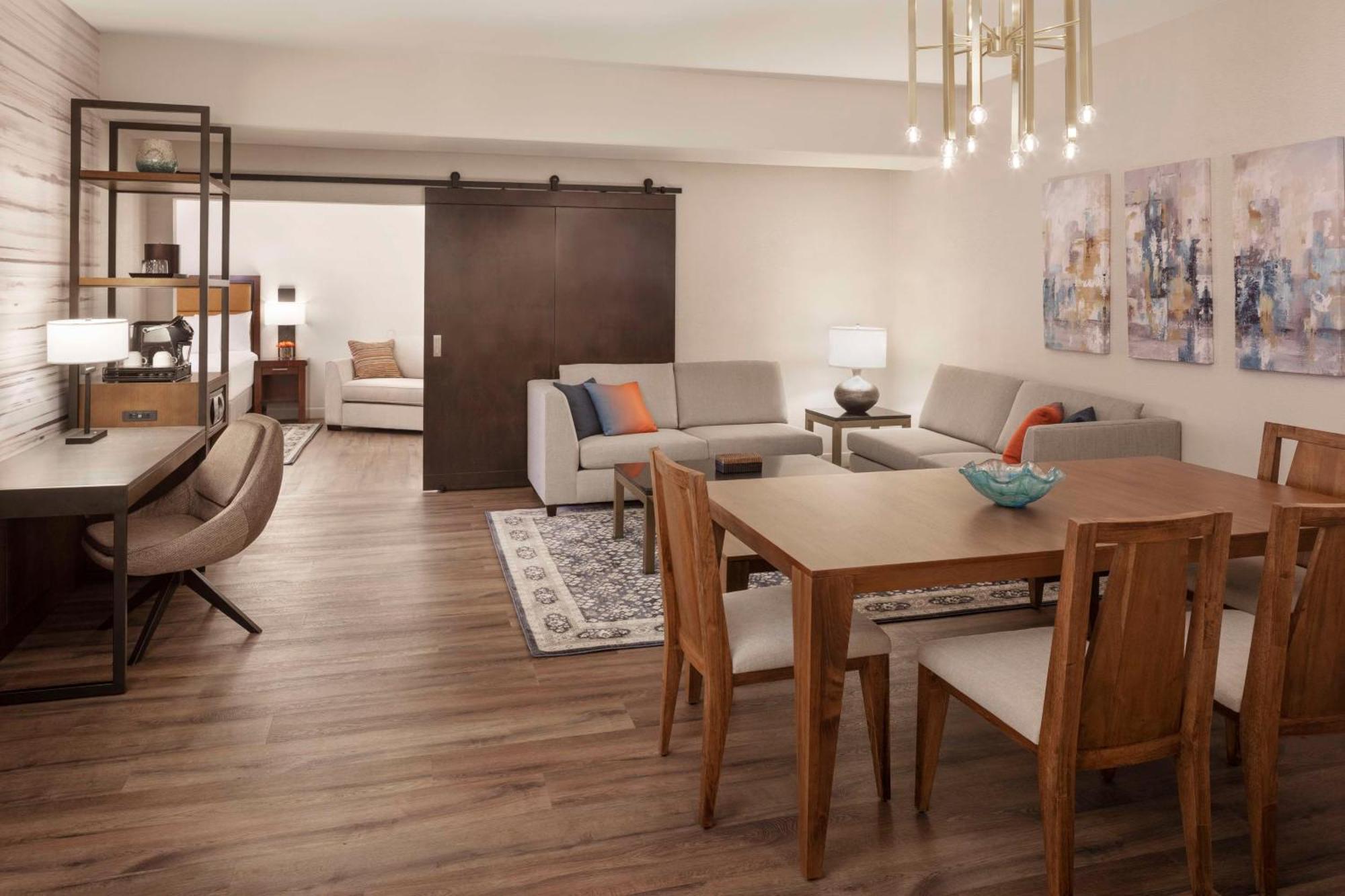 Hyatt Regency Phoenix Downtown - No Destination Fees Bagian luar foto