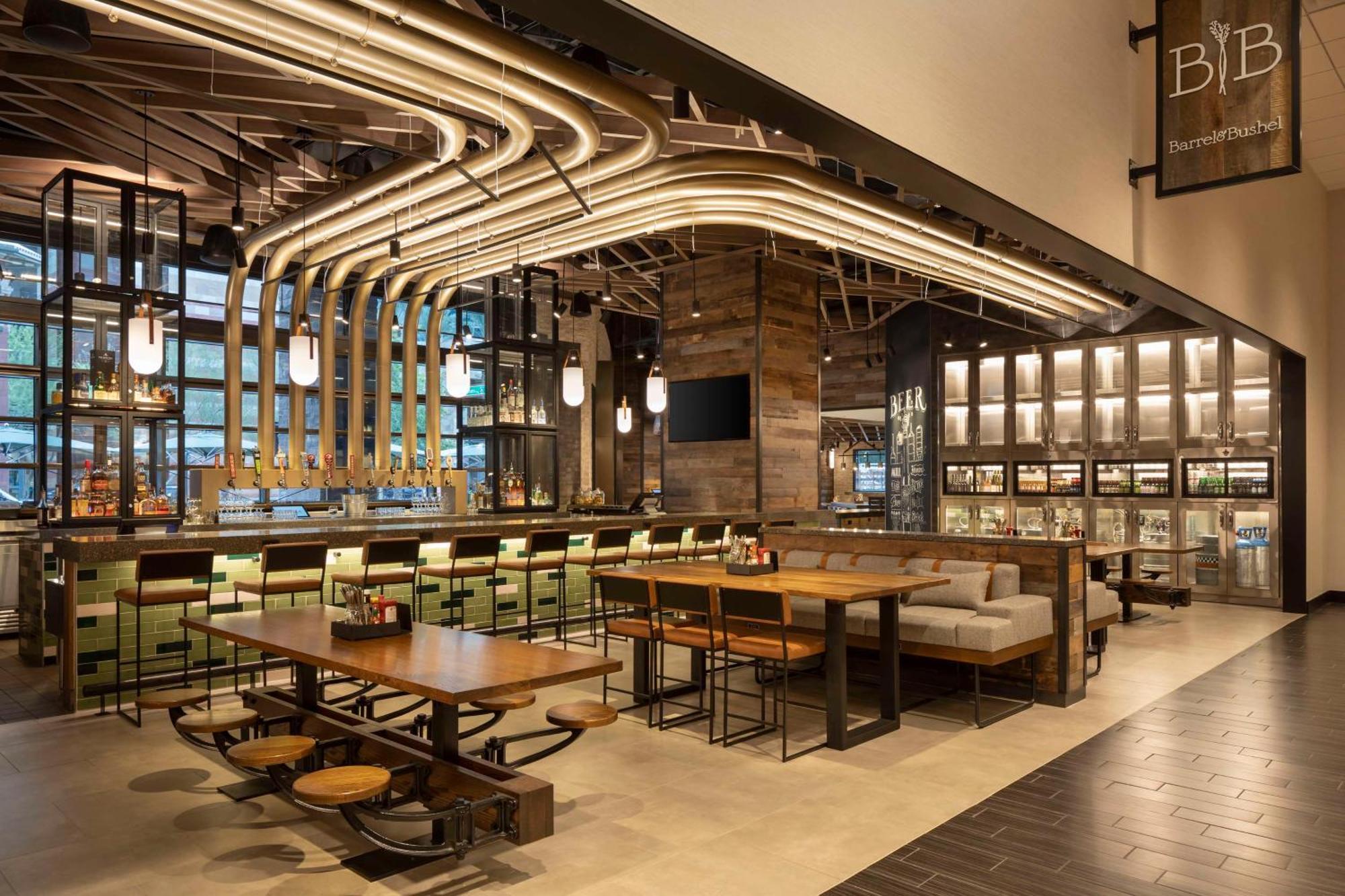 Hyatt Regency Phoenix Downtown - No Destination Fees Bagian luar foto