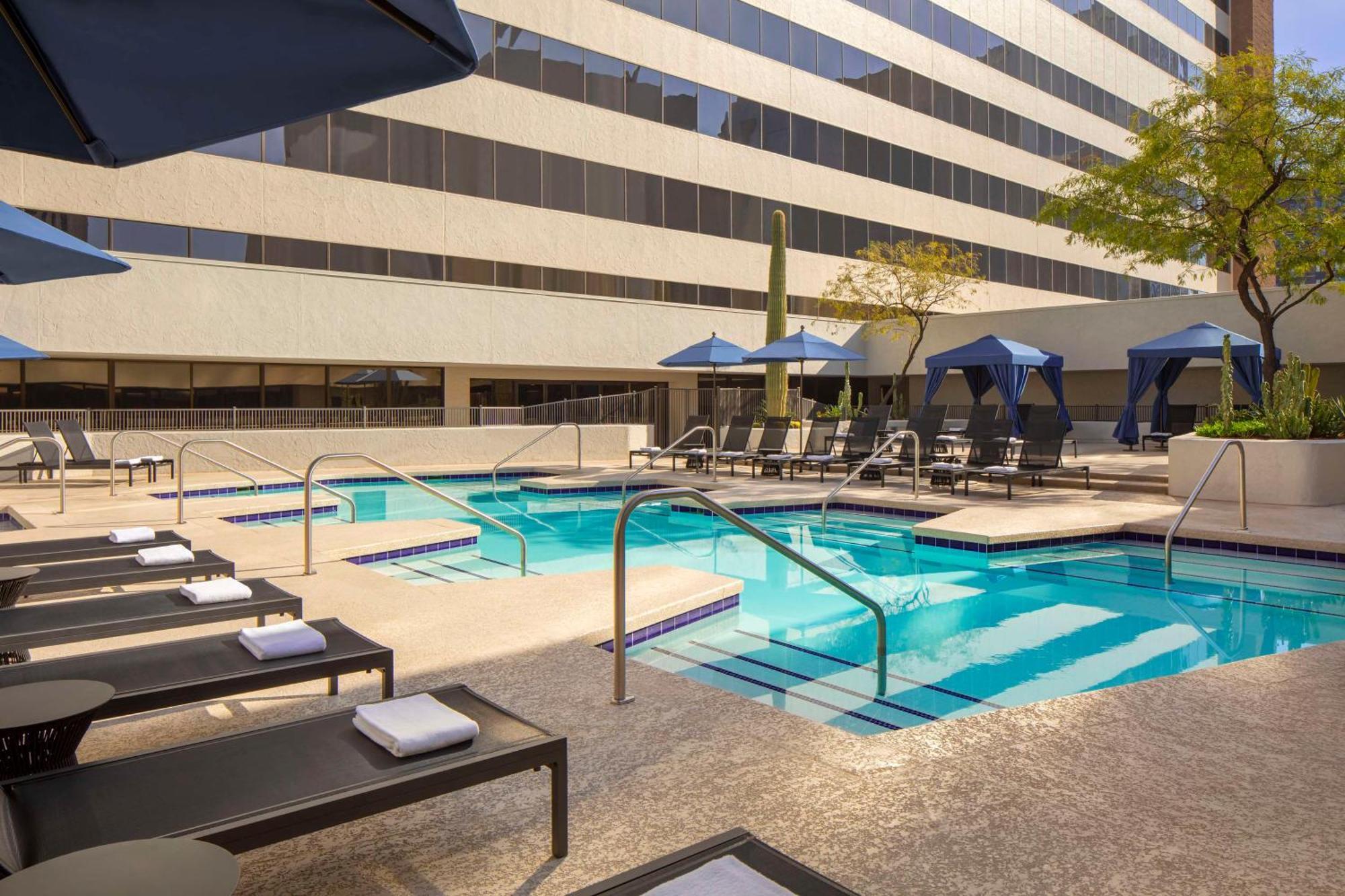 Hyatt Regency Phoenix Downtown - No Destination Fees Bagian luar foto